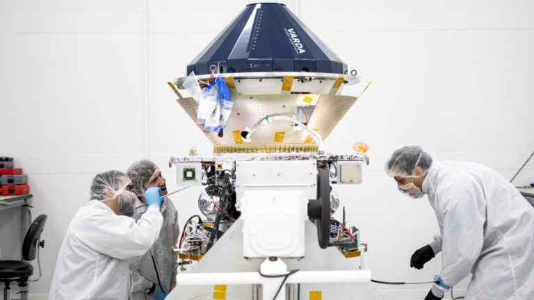 ساخت آزمایشگاه فضایی Varda جهت تولید دارو در فضا